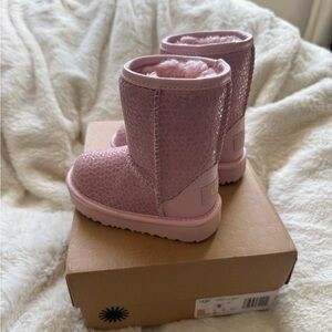 UGG Toddler Pink Heart Classic Boots